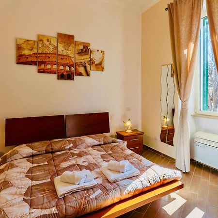 רומא Miclad Colosseum Guest House מראה חיצוני תמונה